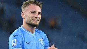 Ciro Immobile in campo con la maglia della Lazio